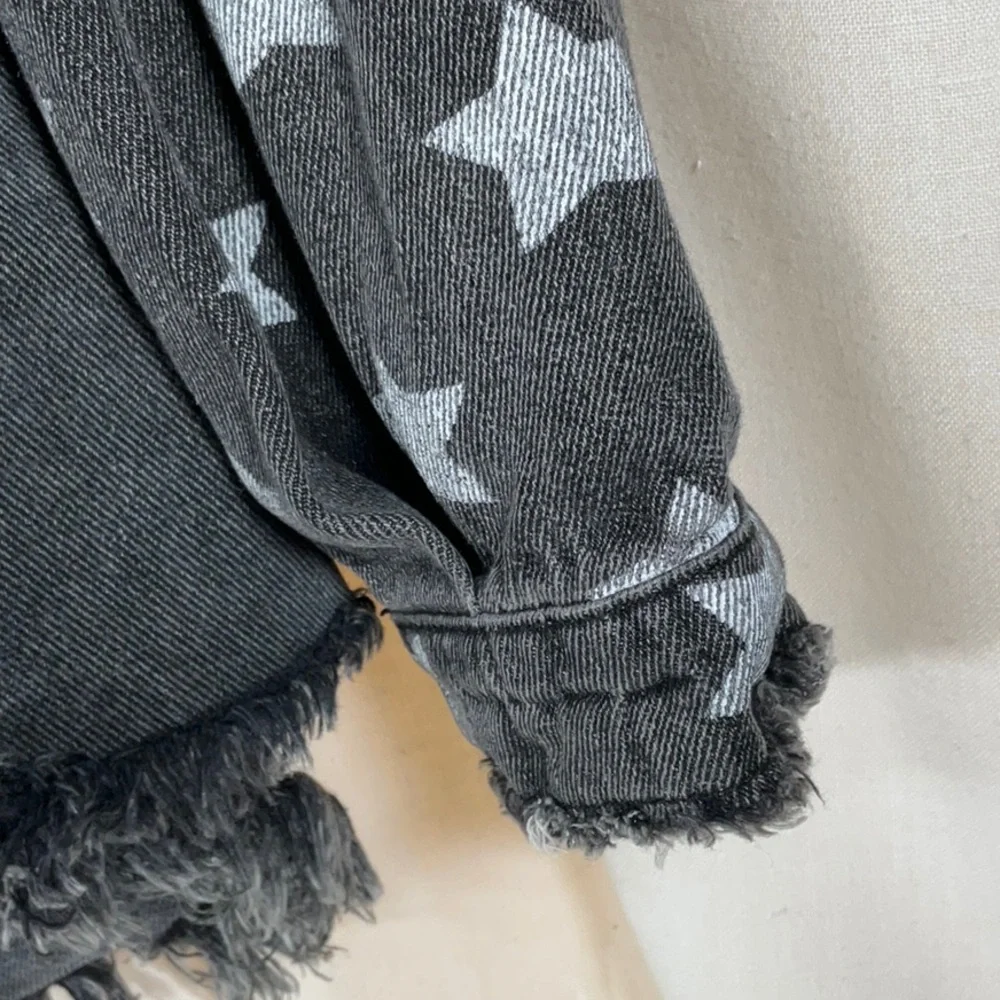 POL Oversized Gray Stone Washed Denim, white star distressed frayed hem Shacket